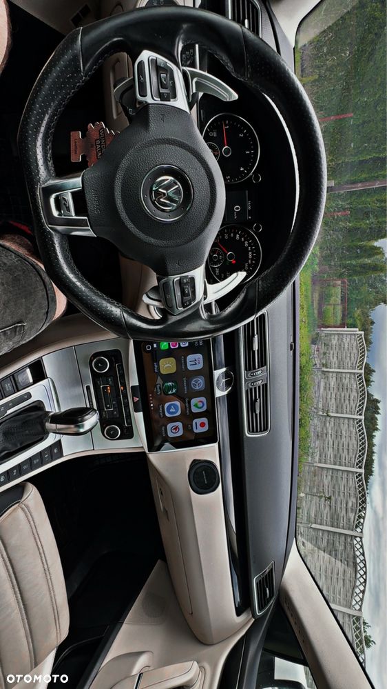 Volkswagen Passat CC - 8