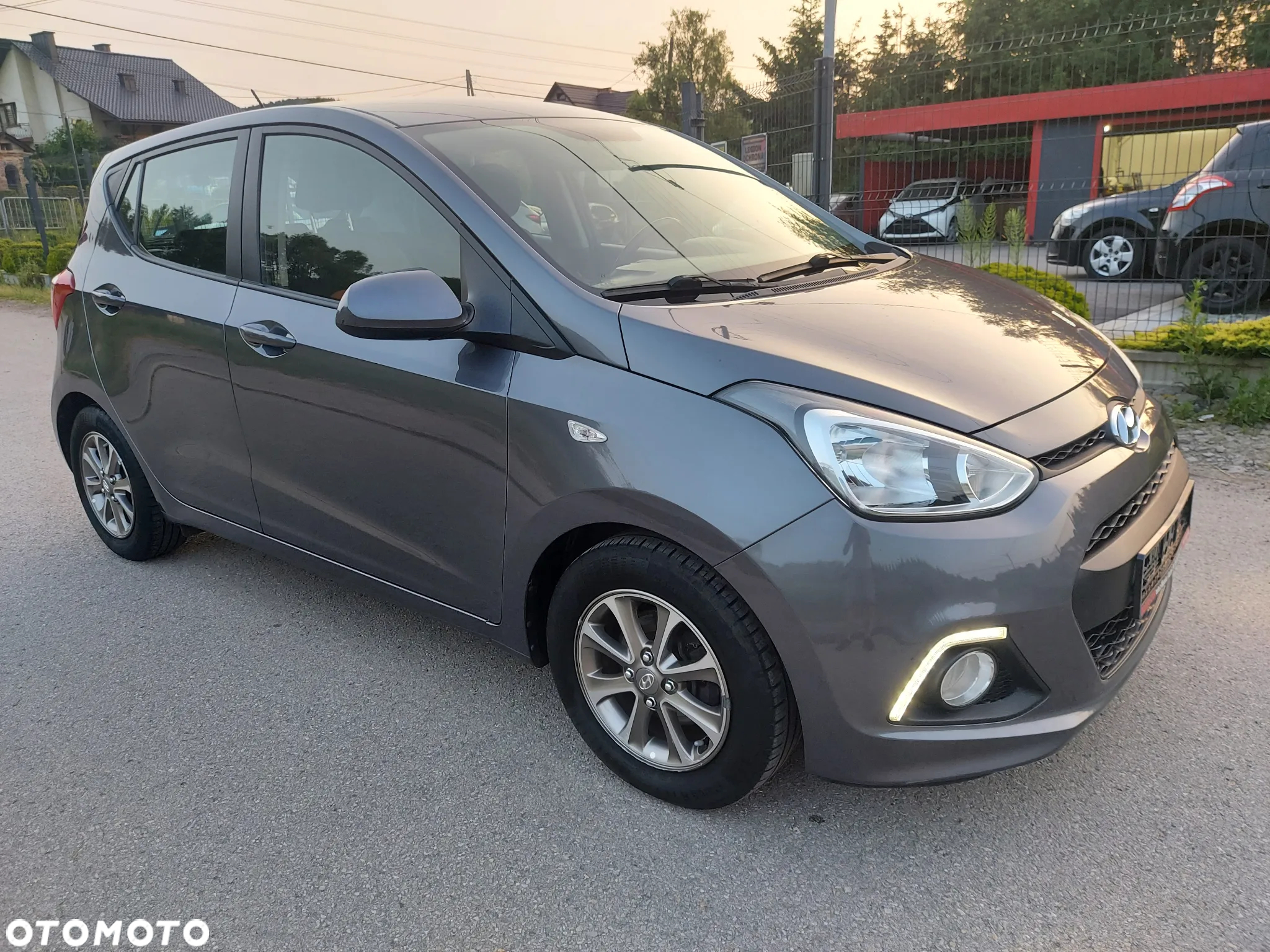 Hyundai i10 1.2 Intro Edition - 13