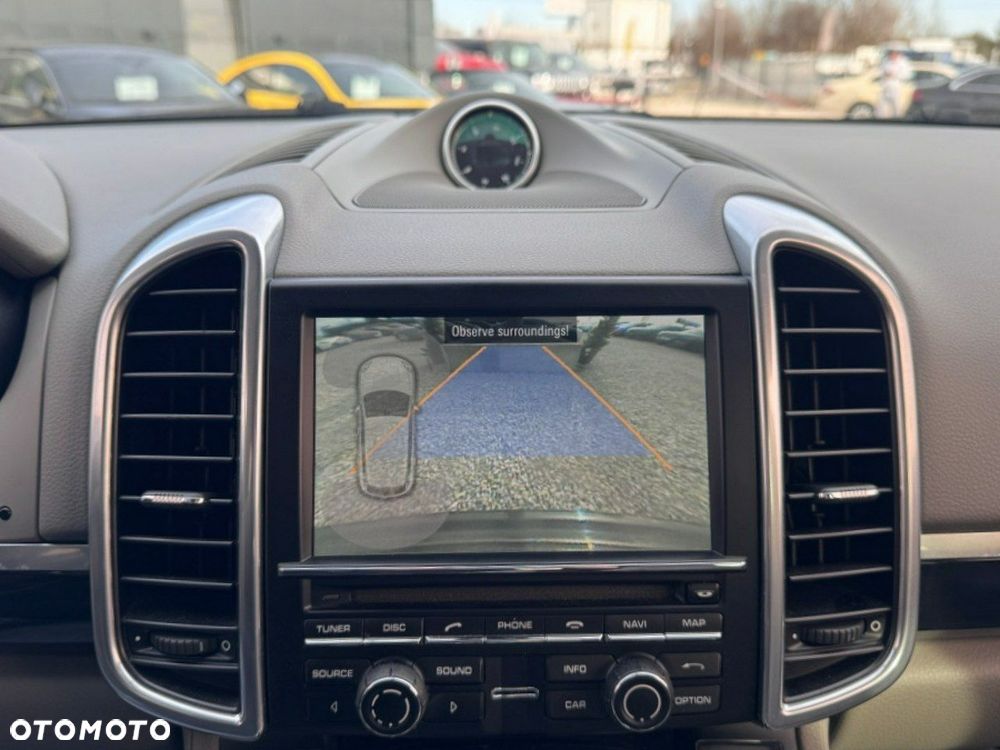 Porsche Cayenne S - 16