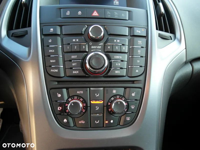 Opel Astra 1.4 Turbo Innovation - 21