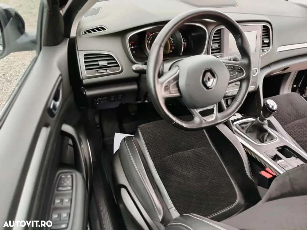 Renault Megane ENERGY TCe 100 LIMITED - 10