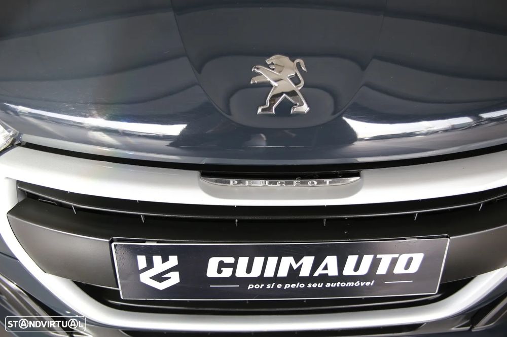 Peugeot 208 1.2 PureTech Style - 3