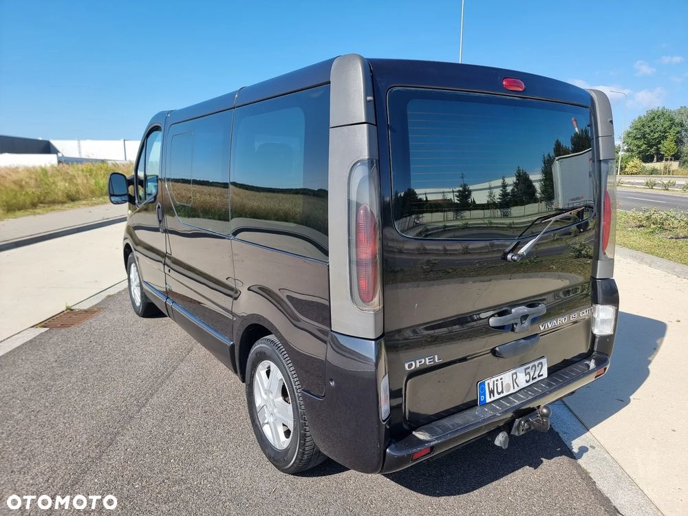 Opel Vivaro - 2