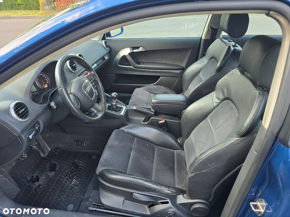 Audi A3 3-drzwiowe 2.0 TDI Attraction - 13