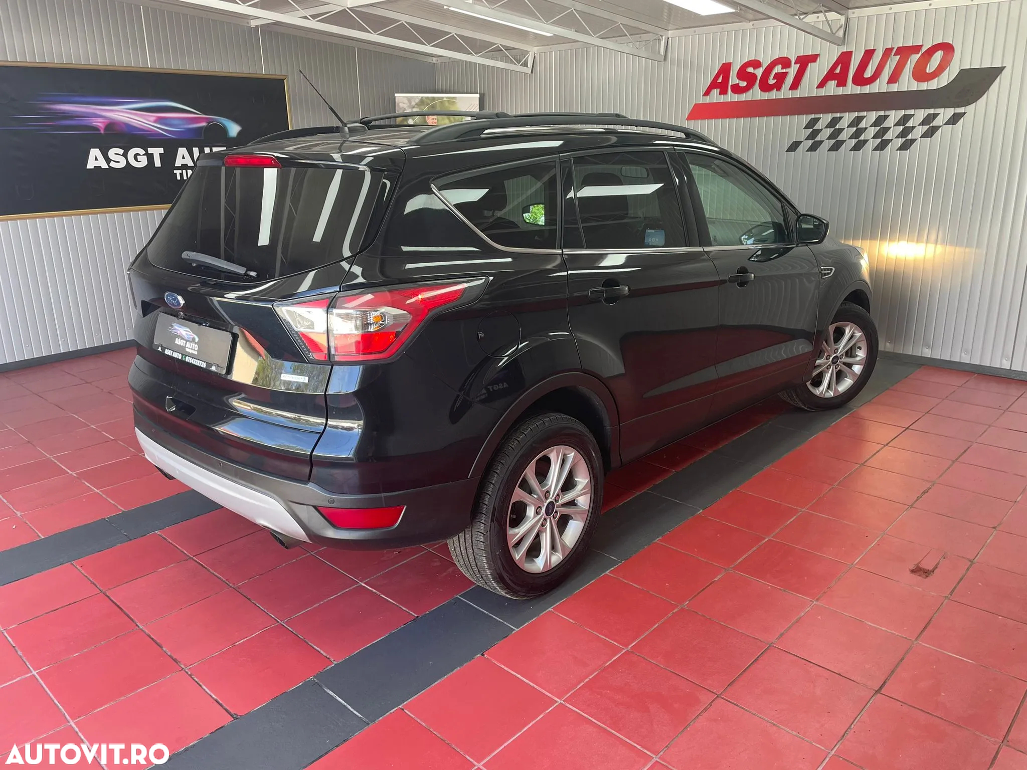 Ford Kuga - 7