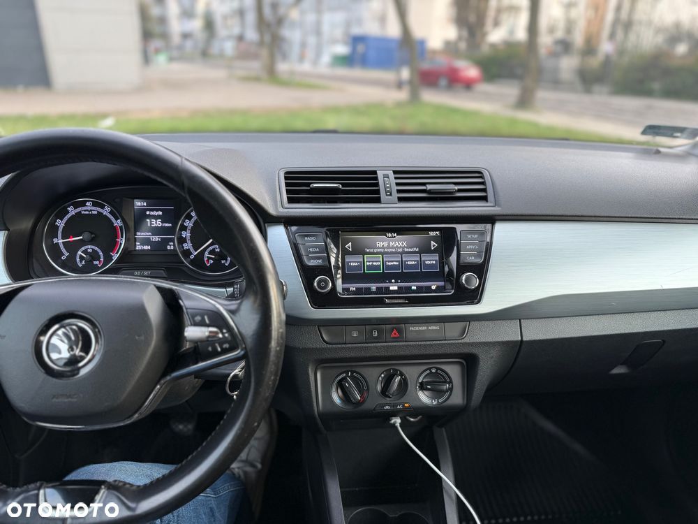 Skoda Fabia 1.0 Ambition - 4