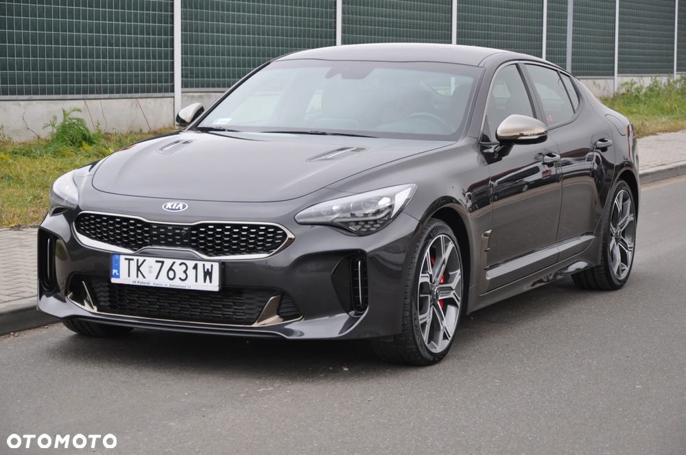 Kia Stinger 3.3 T-GDI V6 GT AWD - 35
