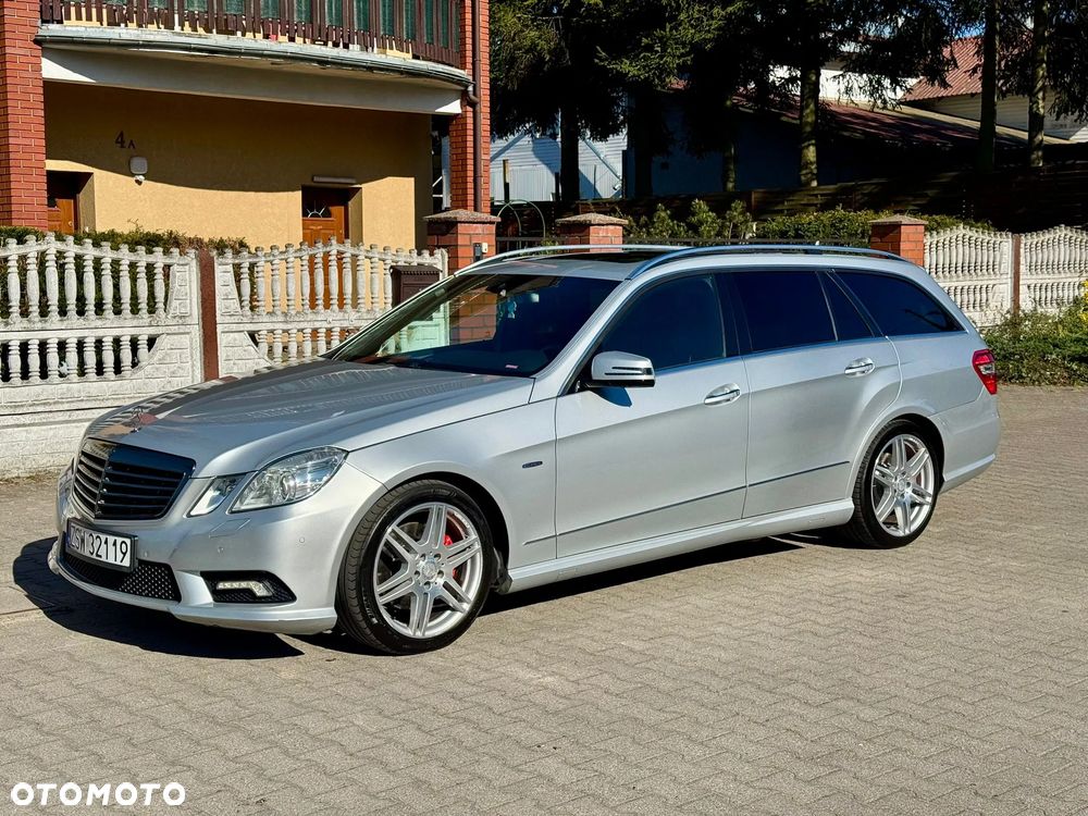 Mercedes-Benz Klasa E 350 CDI DPF BlueEFFICIENCY 7G-TRONIC Elegance - 3