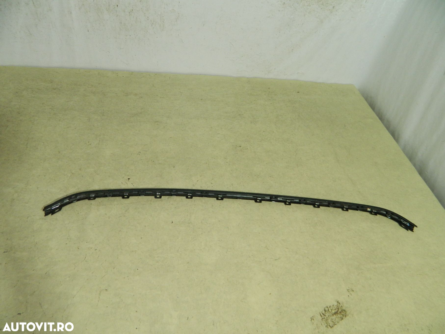Ornament central cu crom - bara fata, VW Touareg, 19-20, 760807245A - 5