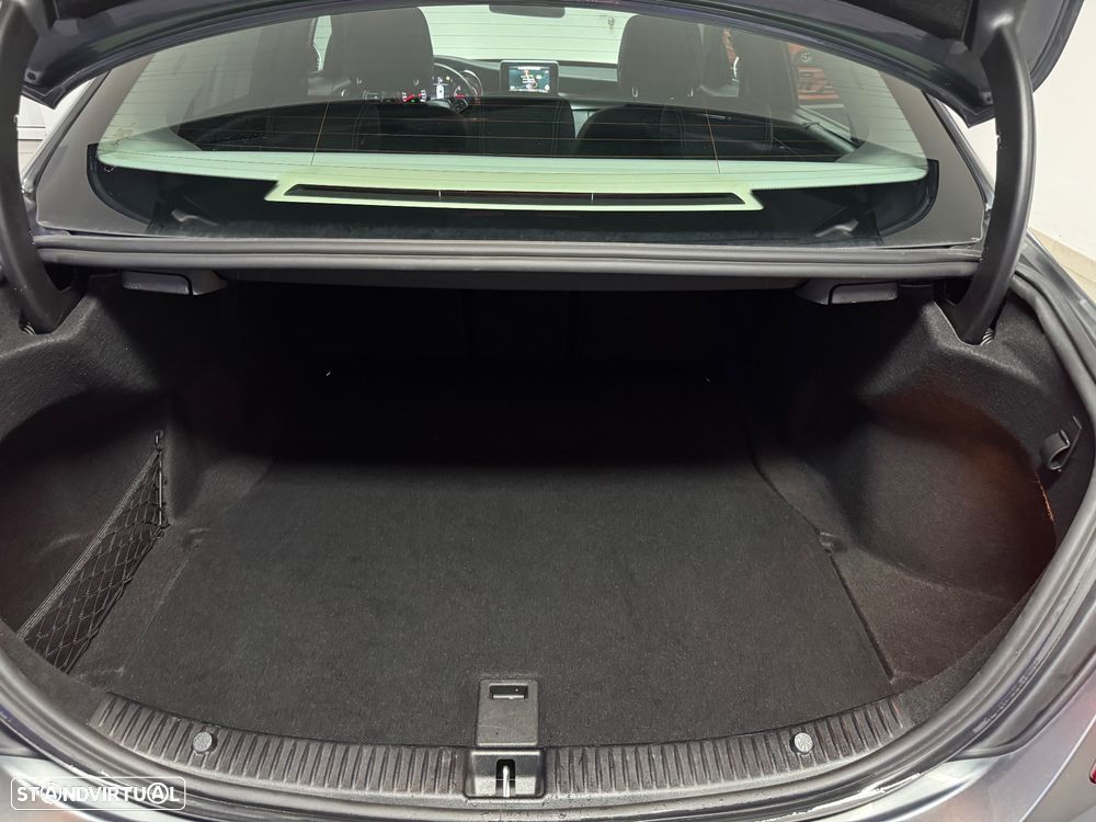 Mercedes-Benz C 220 d Avantgarde Aut. - 27