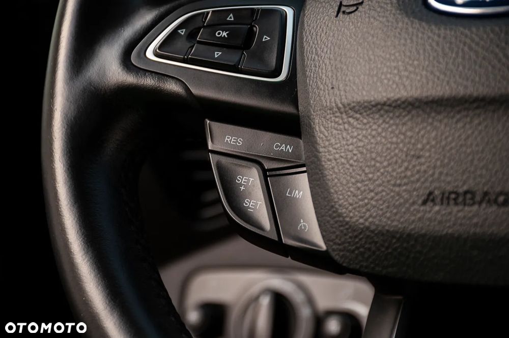 Ford Kuga 2.0 TDCi 4WD Titanium - 40