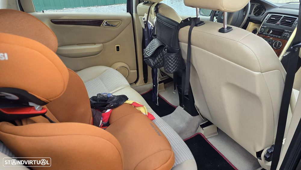 Mercedes-Benz B 200 Standard - 9