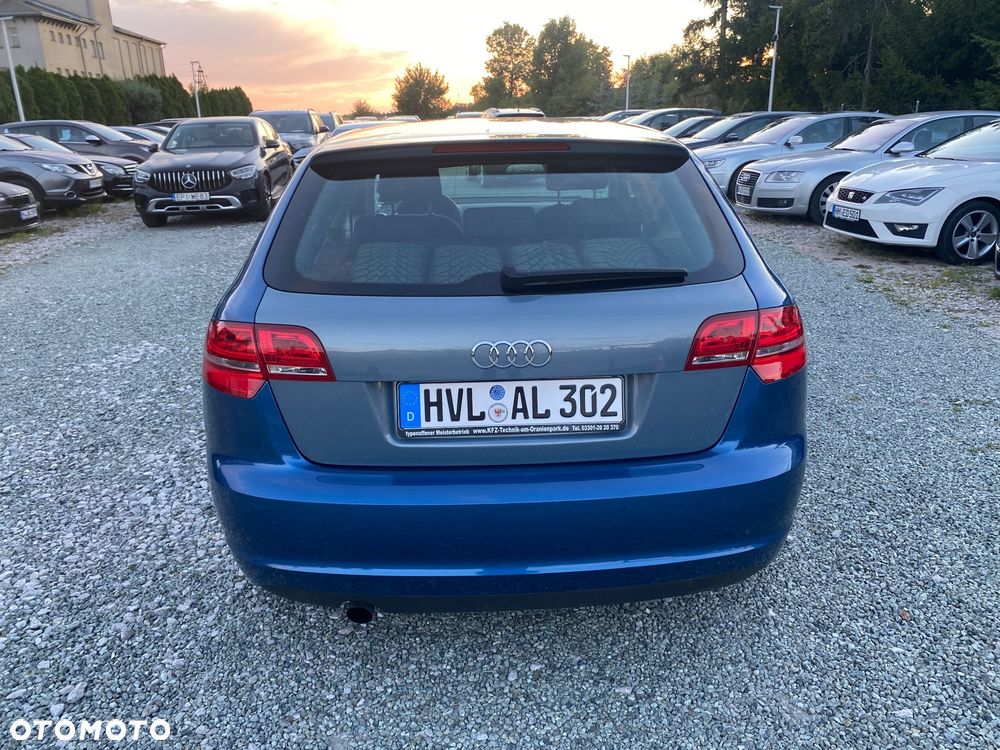 Audi A3 Sportback 1.6 Attraction - 5