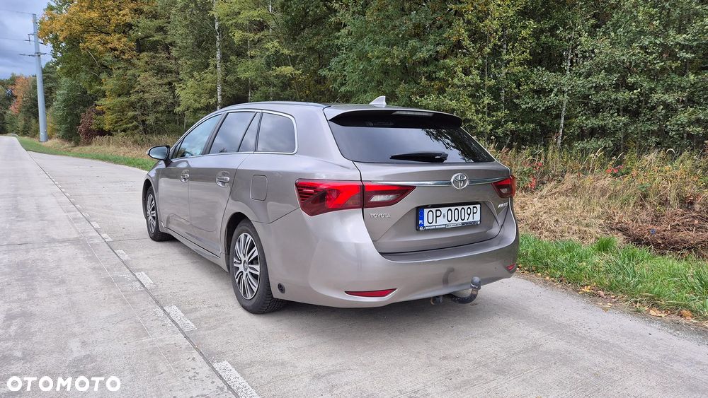 Toyota Avensis 1.8 Prestige - 31