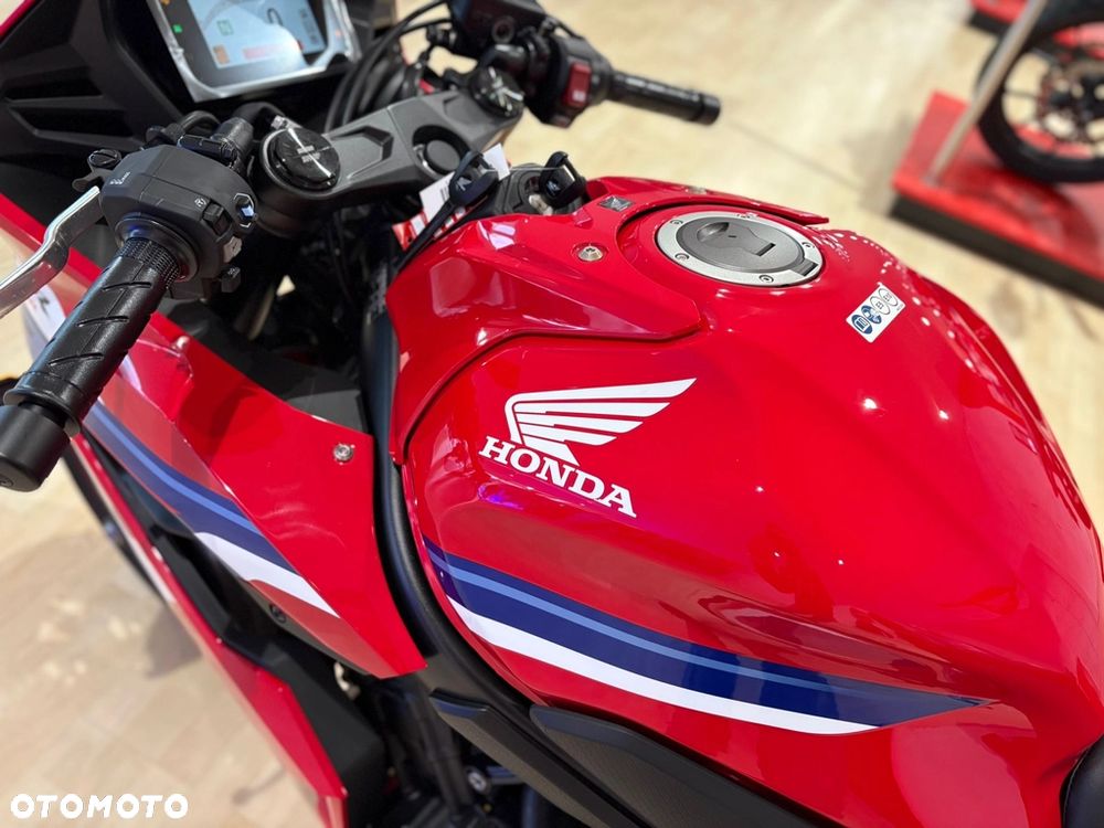 Honda CBR - 12
