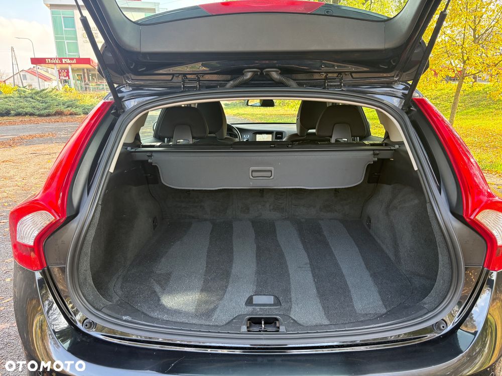 Volvo V60 D3 Geartronic Kinetic - 21