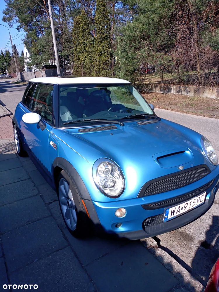MINI Cooper S Sidewalk - 1