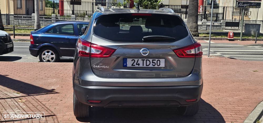 Nissan Qashqai 1.5 dCi N-Connecta 18 RS+PS - 4