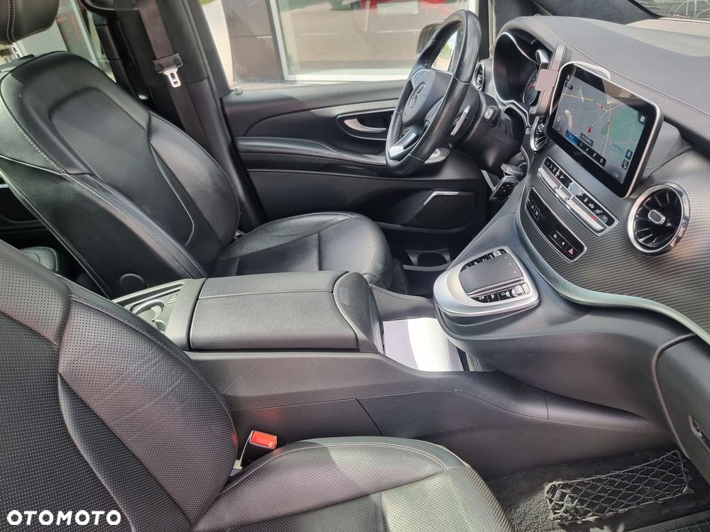 Mercedes-Benz Klasa V 300 d 4-Matic Exclusive 9G-Tronic (d³ugi) - 19