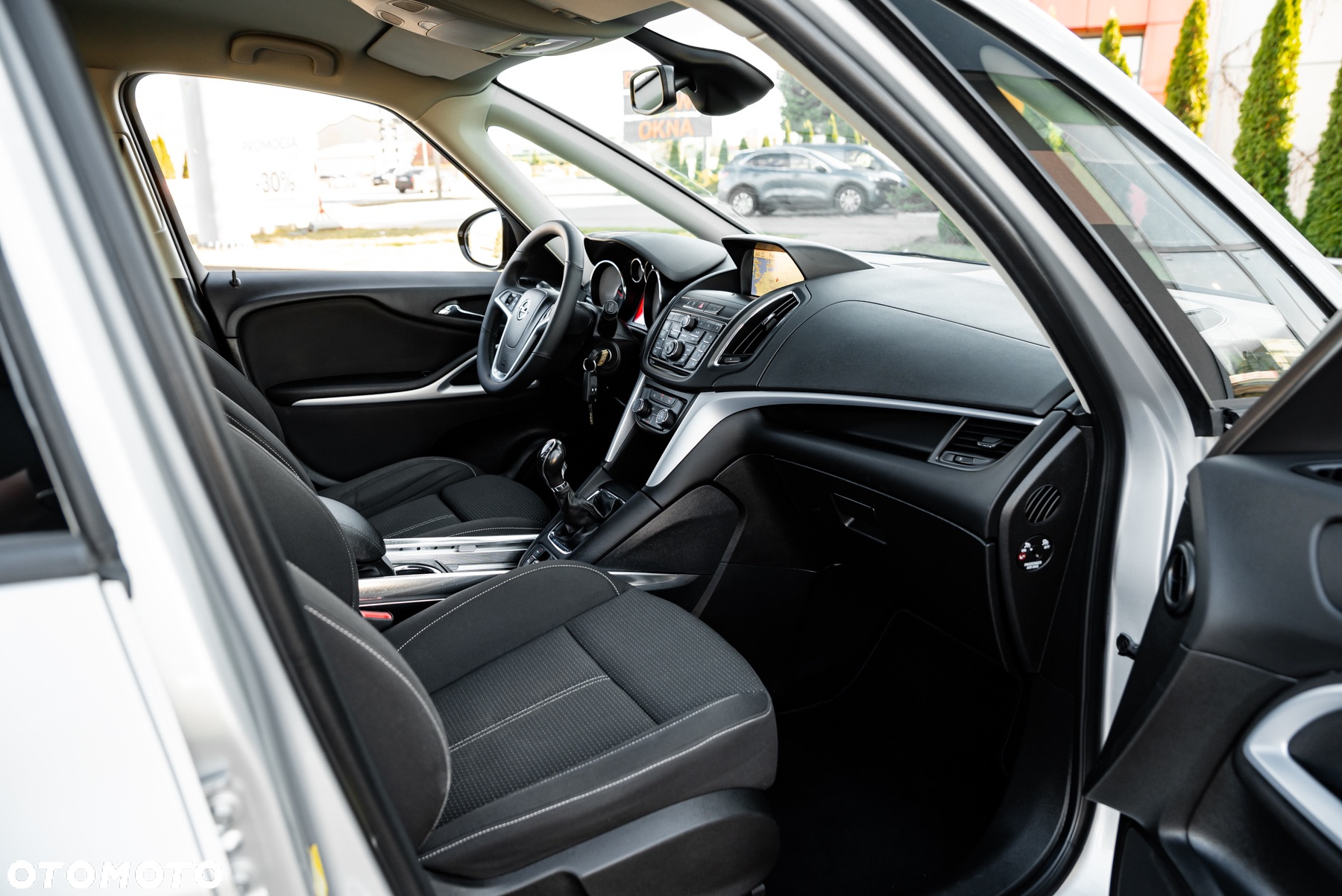 Opel Zafira Tourer 1.4 Turbo Business Edition - 29