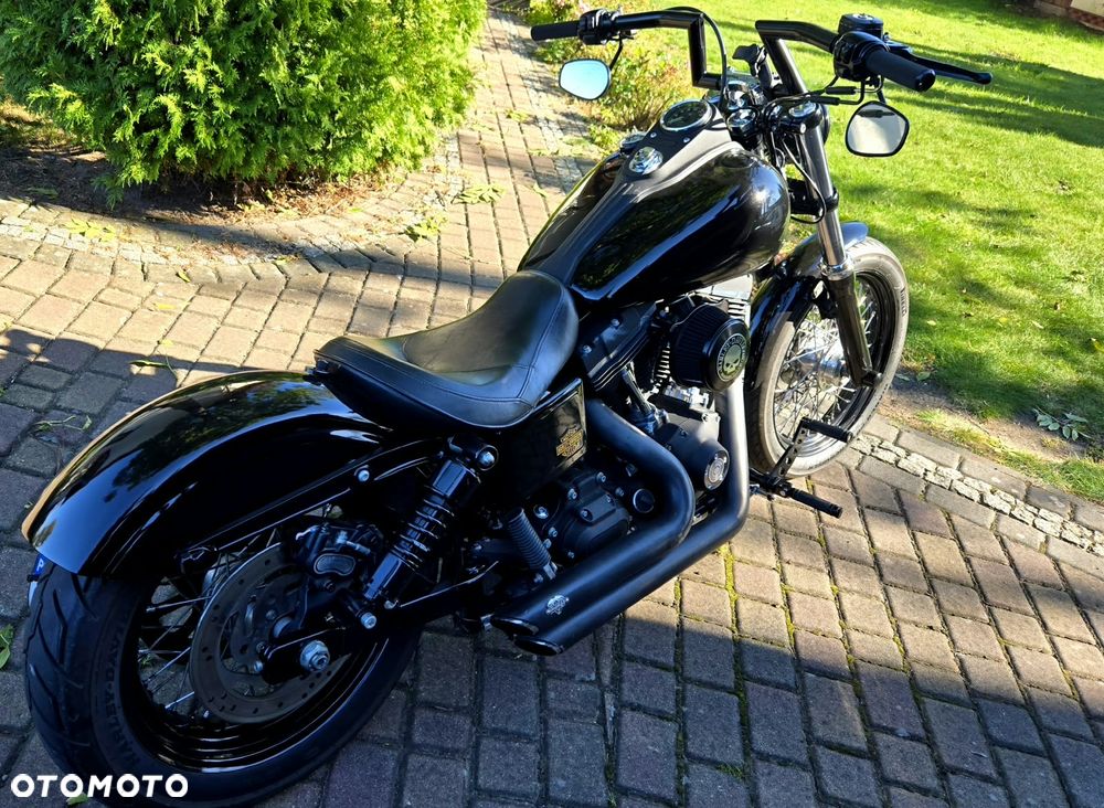 Harley-Davidson Dyna - 7