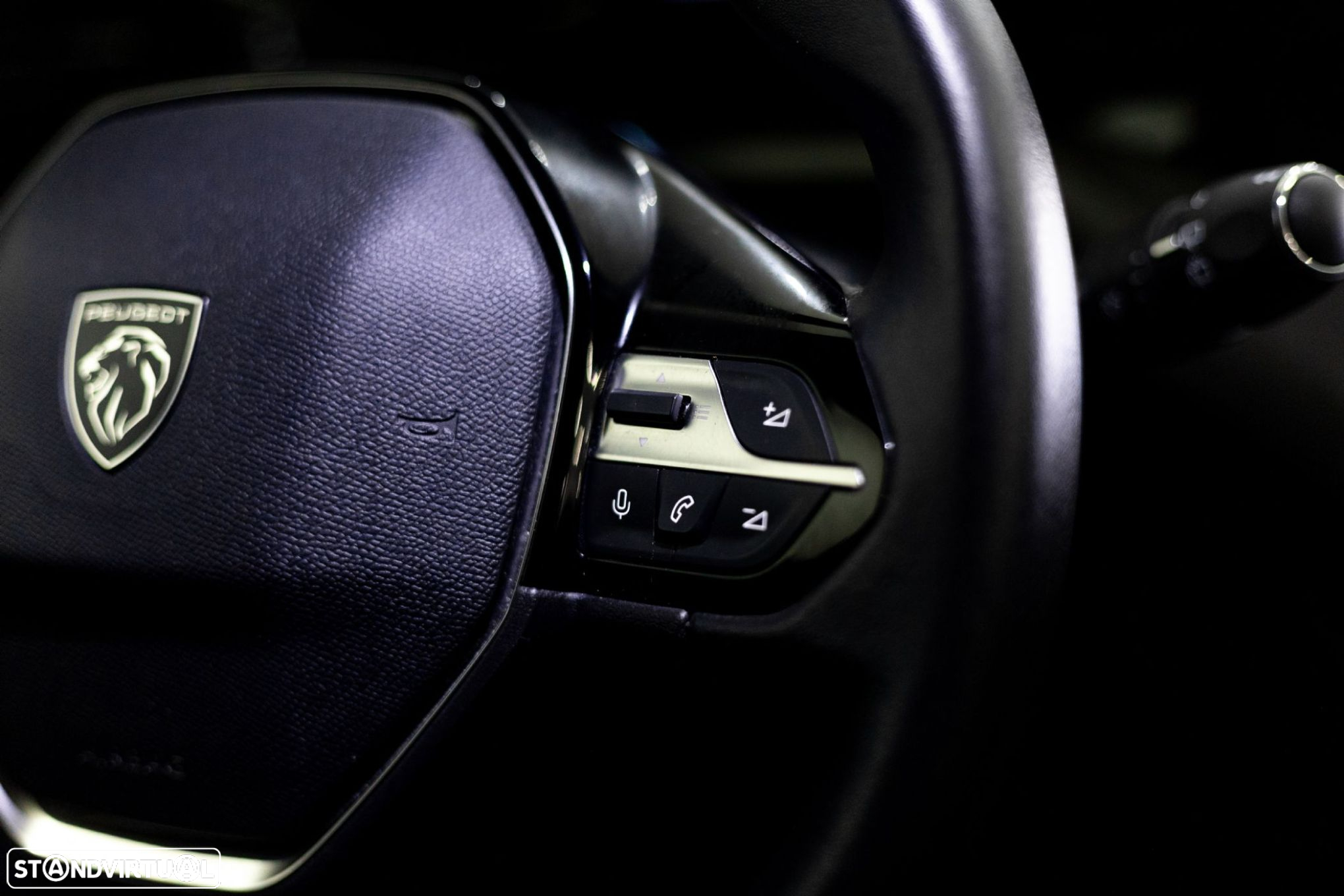 Peugeot 308 1.2 PureTech Allure Pack - 34