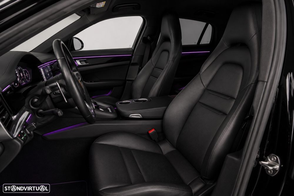 Porsche Panamera 4 E-Hybrid - 8