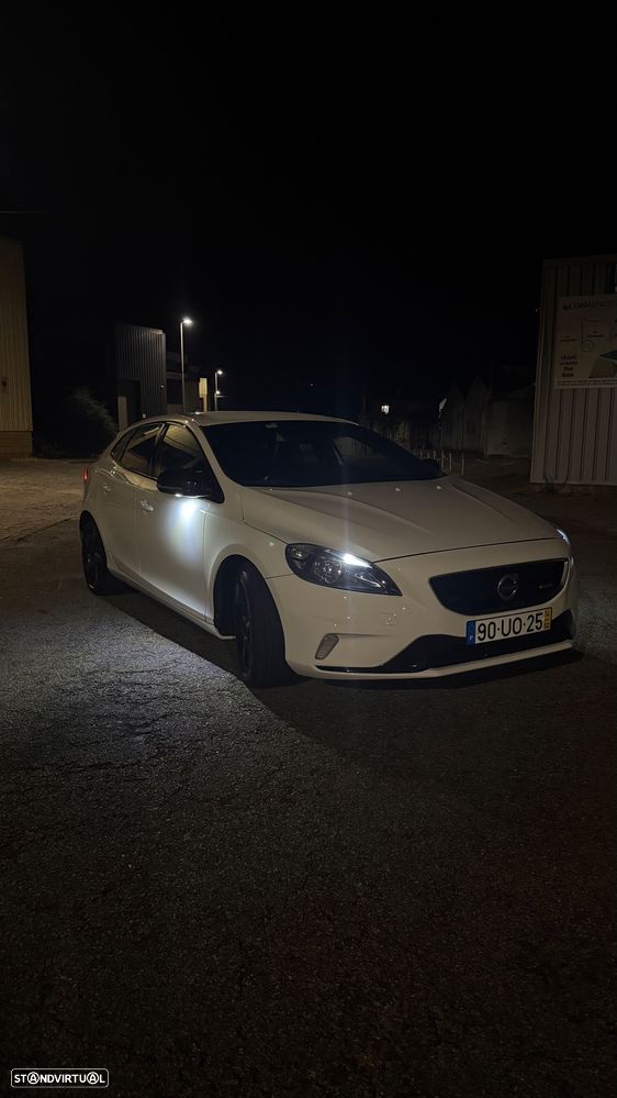 Volvo V40 1.6 D2 R-Design - 1