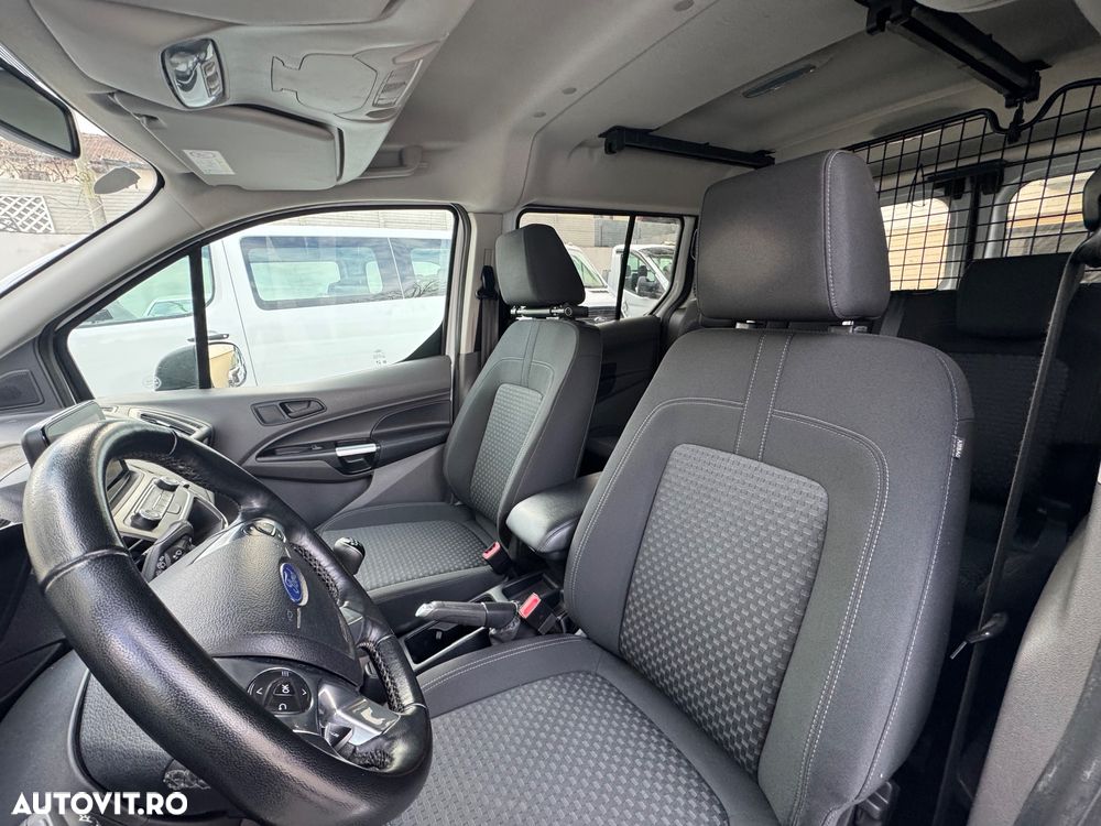 Ford Transit Connect - 10