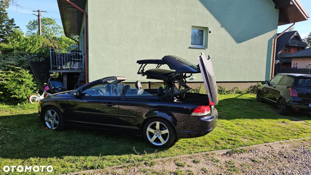 Volvo C70 2.0D Momentum - 21