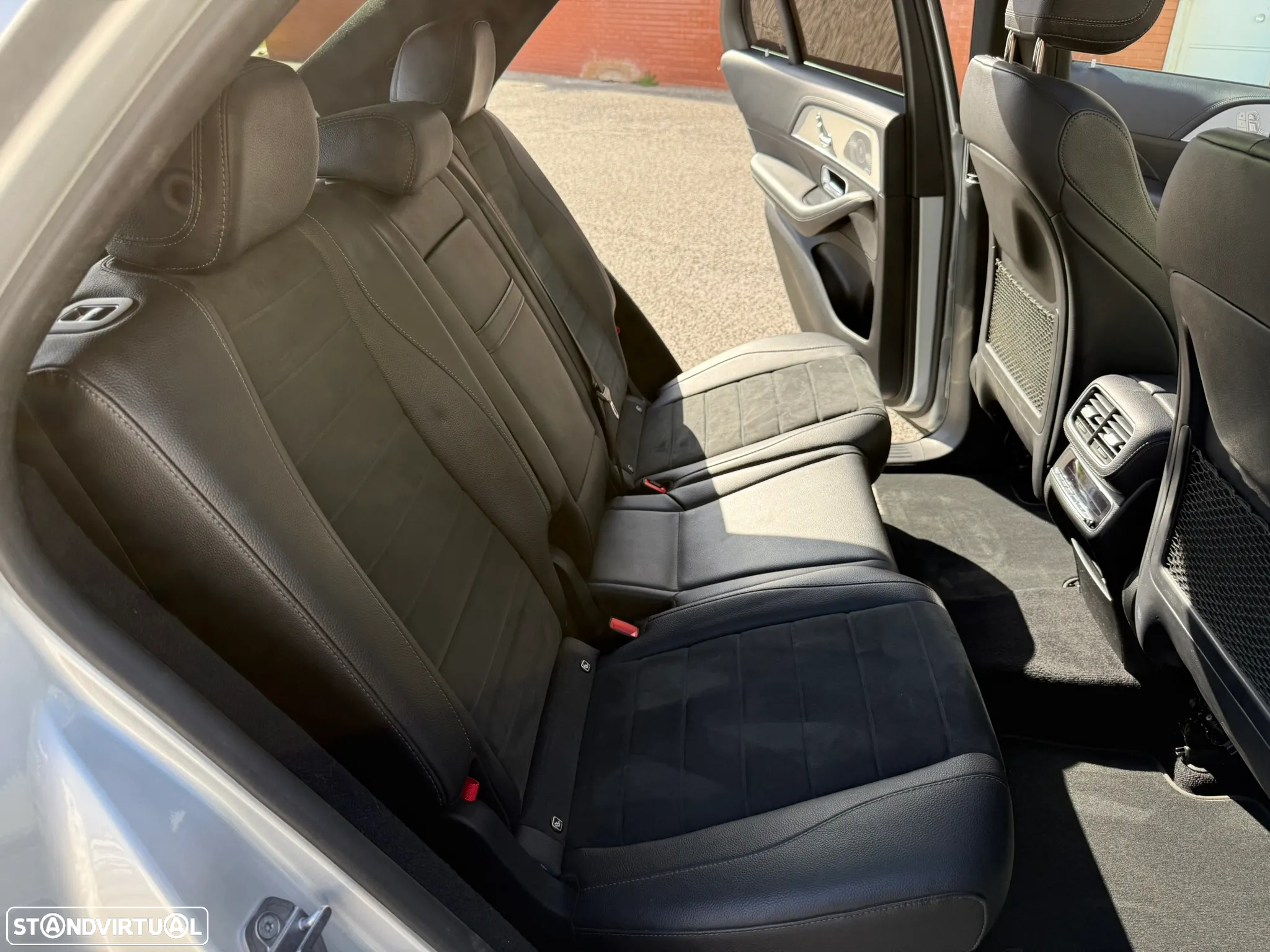 Mercedes-Benz GLE 300 d 4Matic - 17