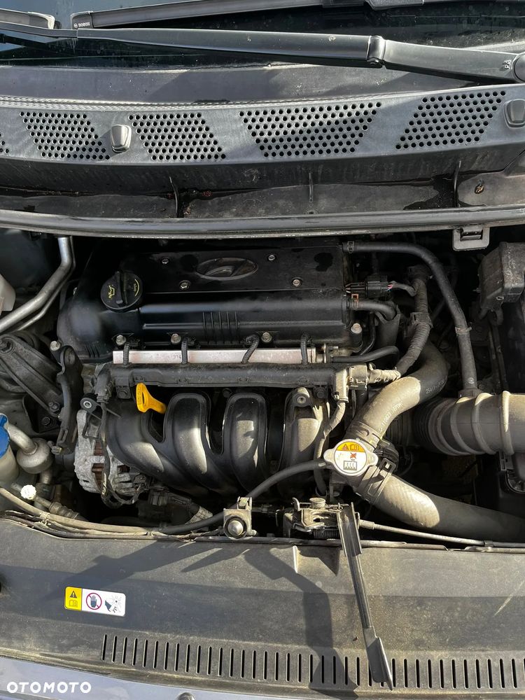 Hyundai ix20 1.4 Classic - 11