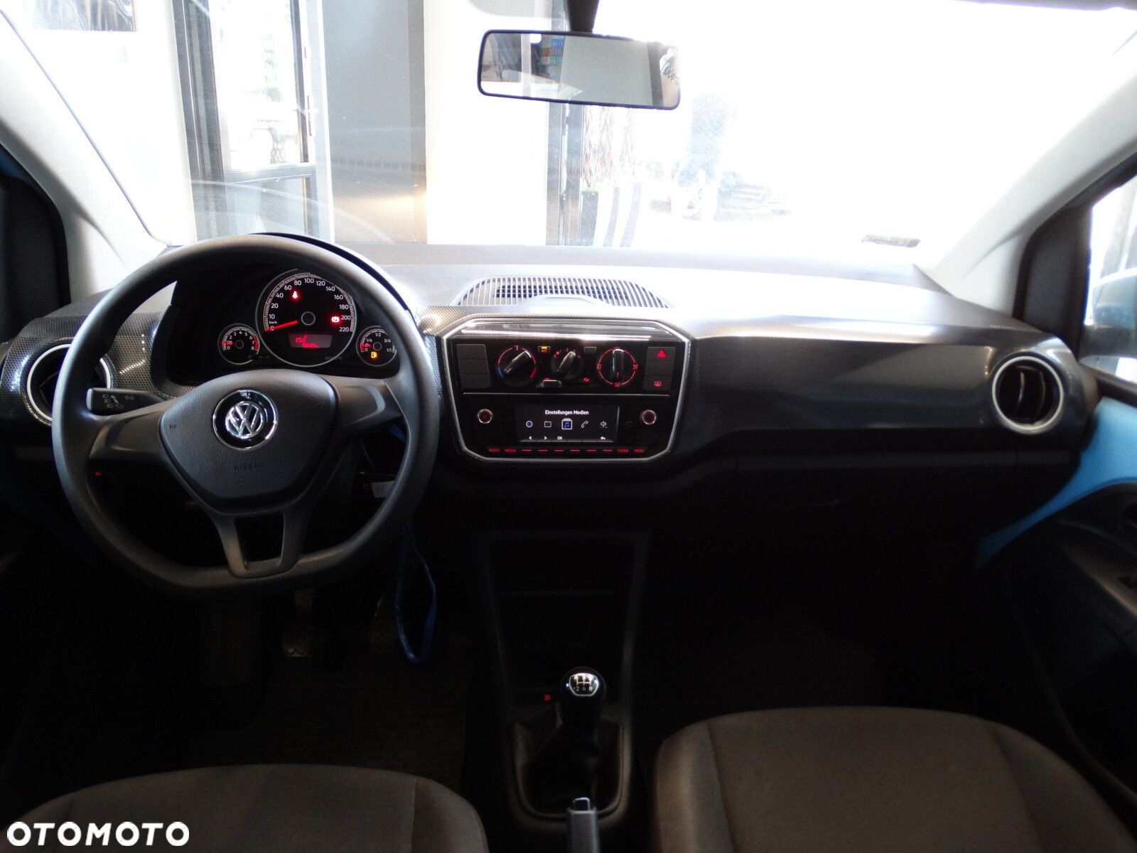 Volkswagen up! - 24