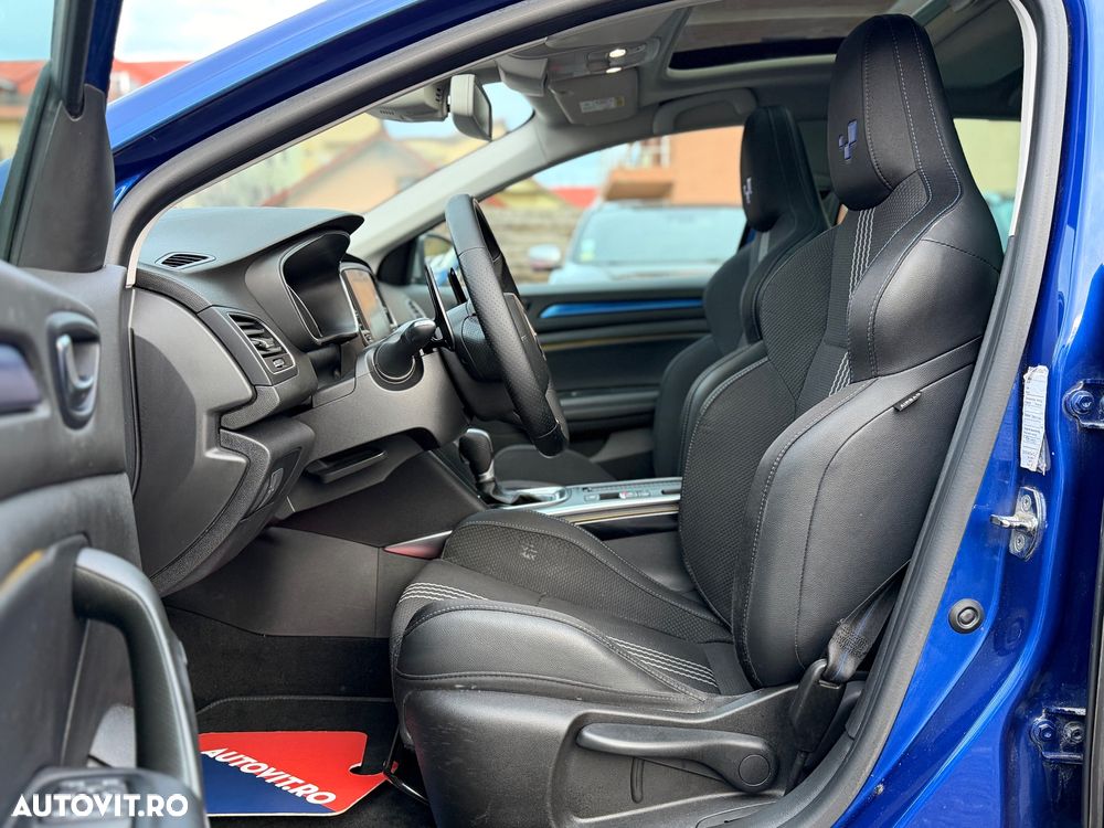 Renault Megane ENERGY TCe 205 EDC GT - 25