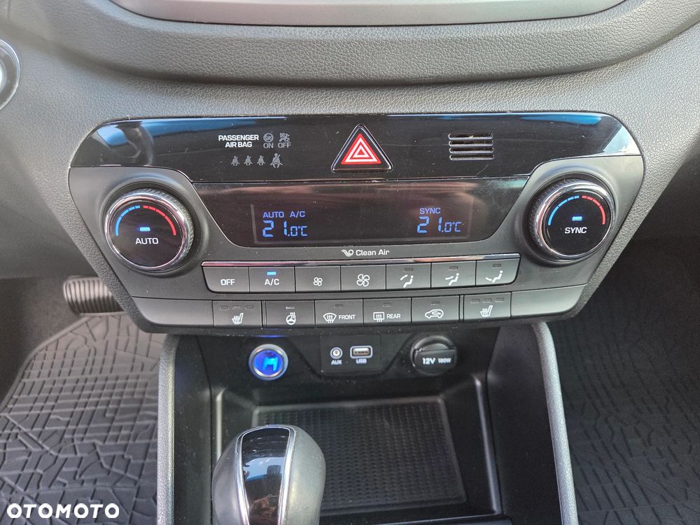 Hyundai Tucson 2.0 CRDI 4WD Automatik Premium - 13