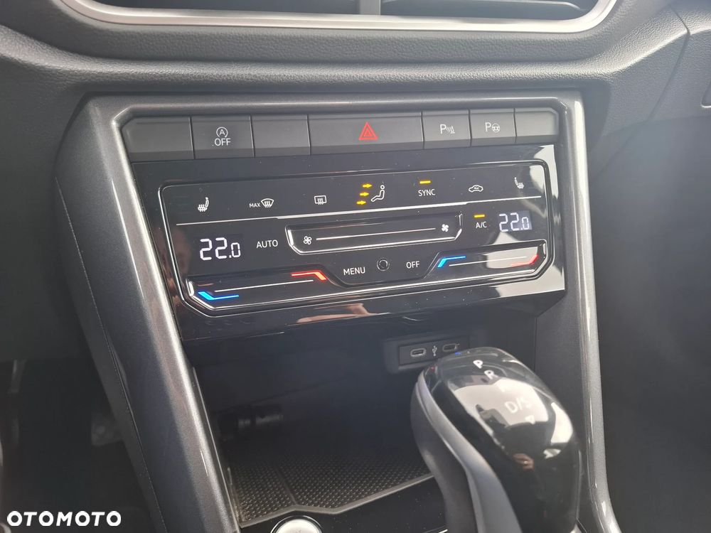 Volkswagen T-Roc 1.5 TSI Style DSG - 17