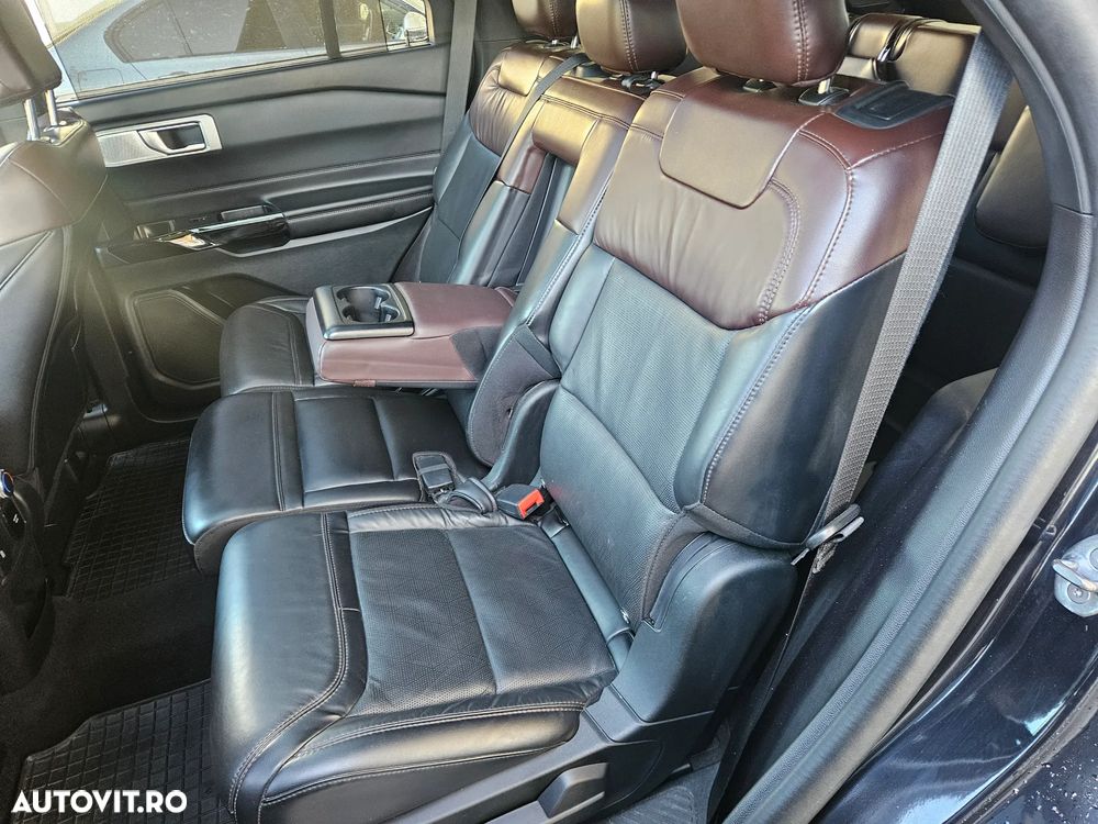 Ford Explorer 3.0 PHEV Platinum - 26