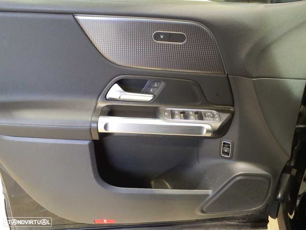 Mercedes-Benz EQB 250 Progressive - 17