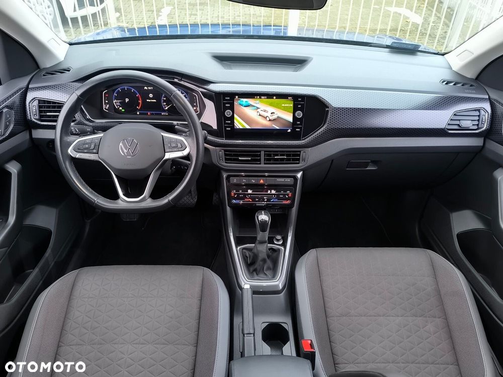 Volkswagen T-Cross - 12