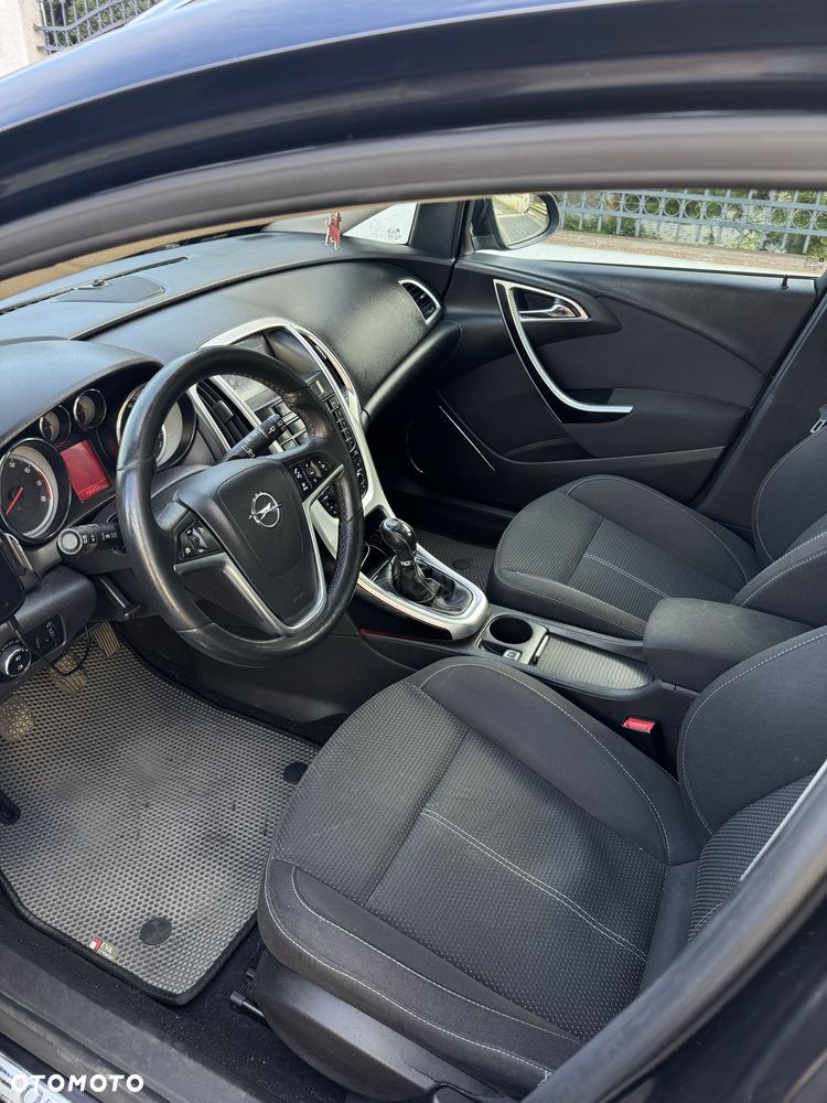 Opel Astra - 11