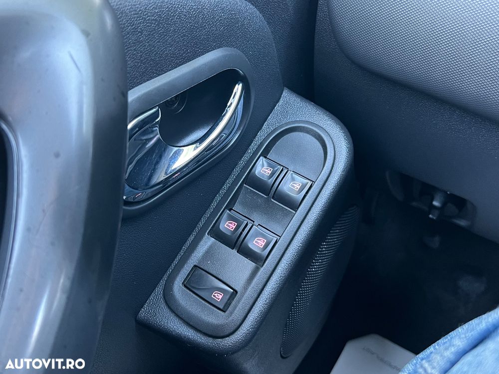 Dacia Duster dCi 110 FAP 4x4 Prestige - 18