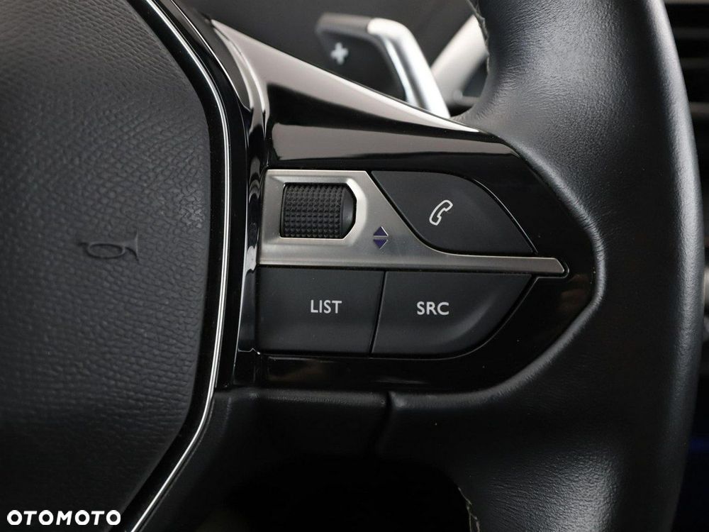 Peugeot 3008 PureTech 130 Stop & Start GPF EAT8 Allure Business-Paket - 33