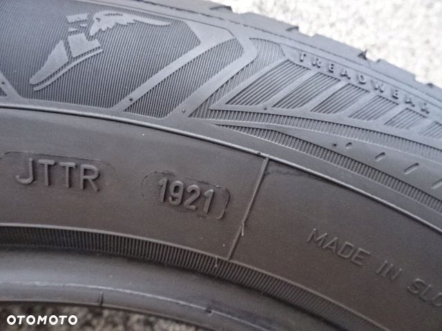 195/65/R15 95V Goodyear Vector 4 seasons gen-3 - 7