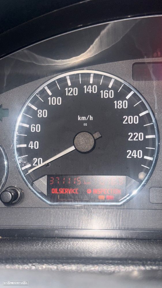 BMW 318 tds - 4