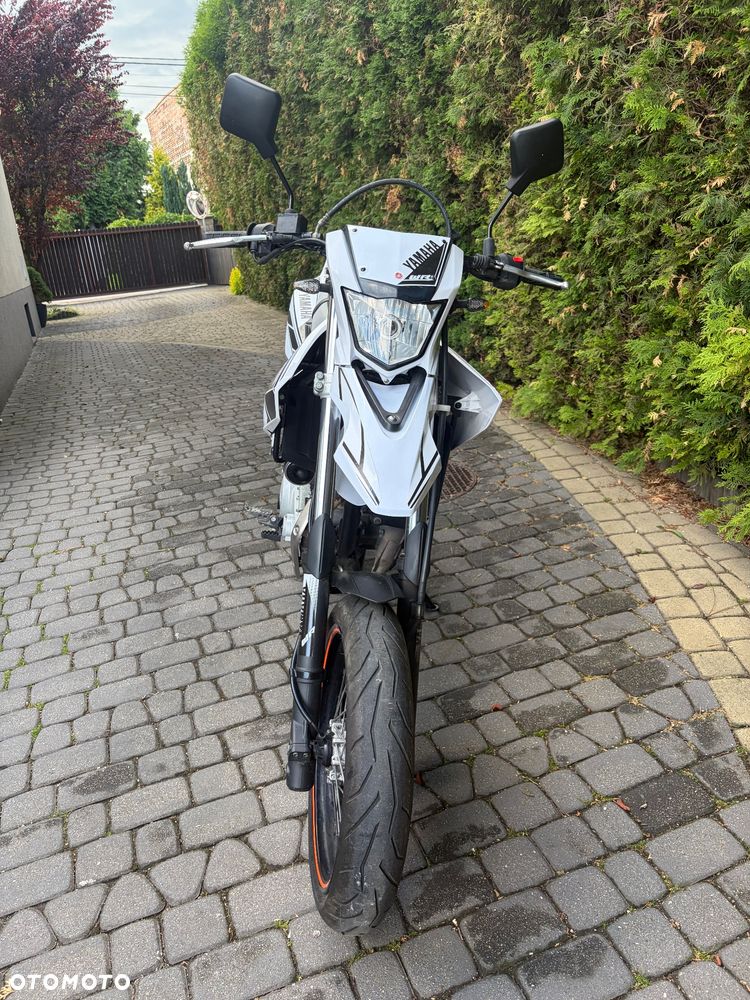 Yamaha WR - 6