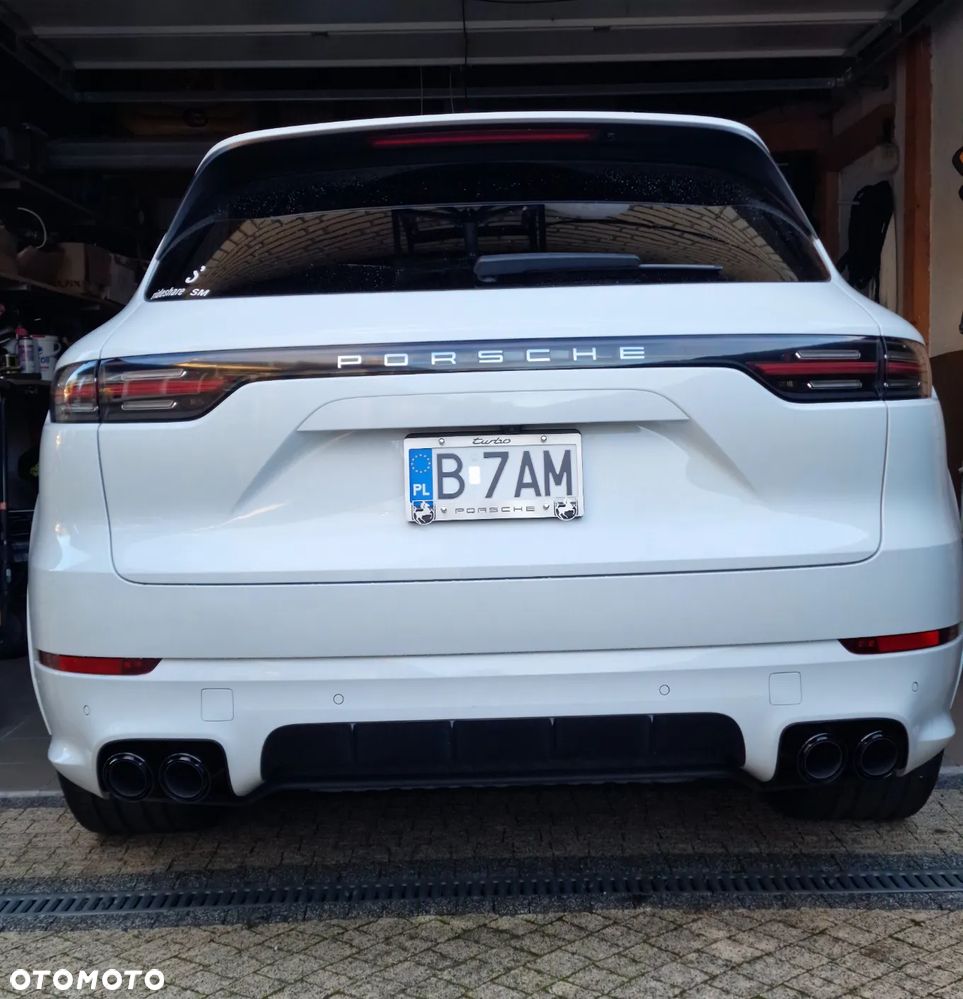 Porsche Cayenne Platinum Edition - 19