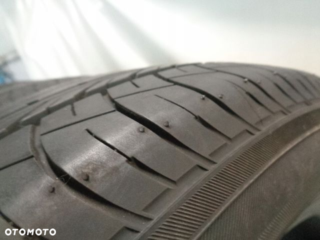 YOKOHAMA BLUEARTH E70 BZ 225/55R18 98H - 7
