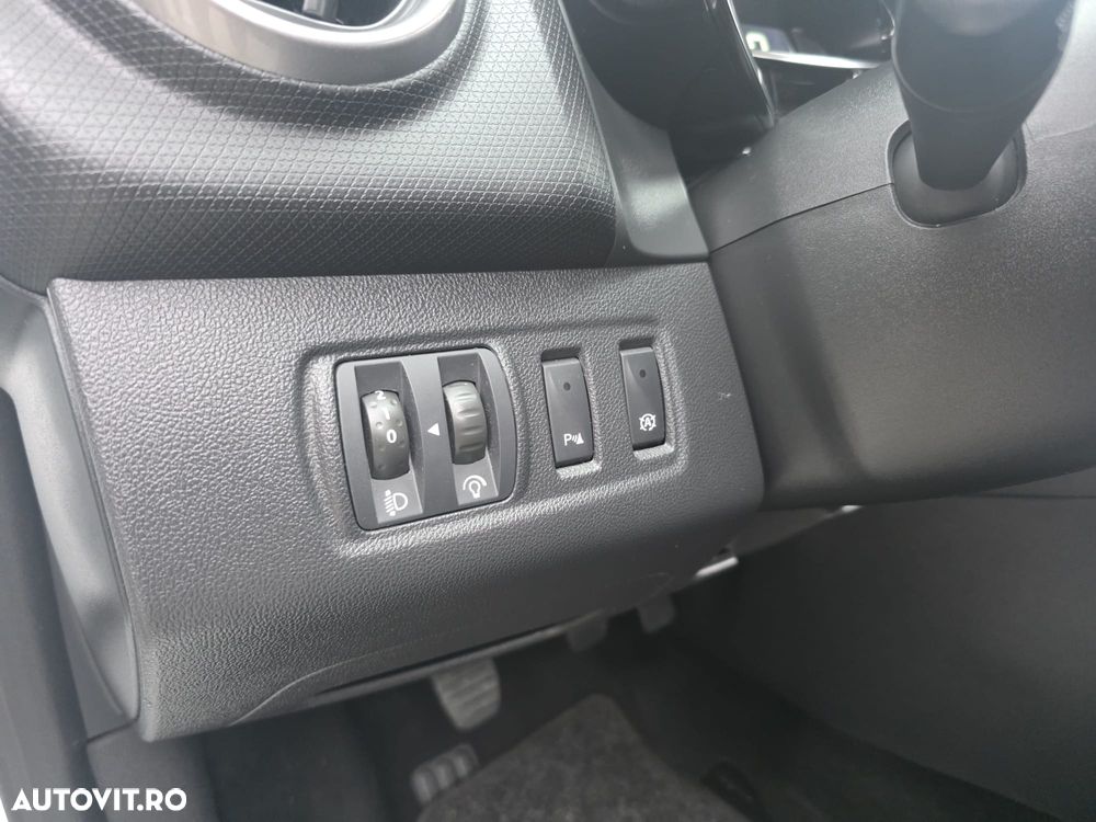 Renault Clio III 1.5dCi Night&Day - 23