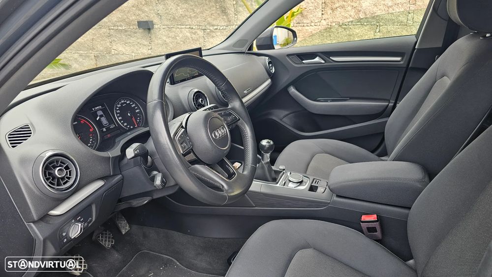 Audi A3 Sportback 1.6 TDI - 5