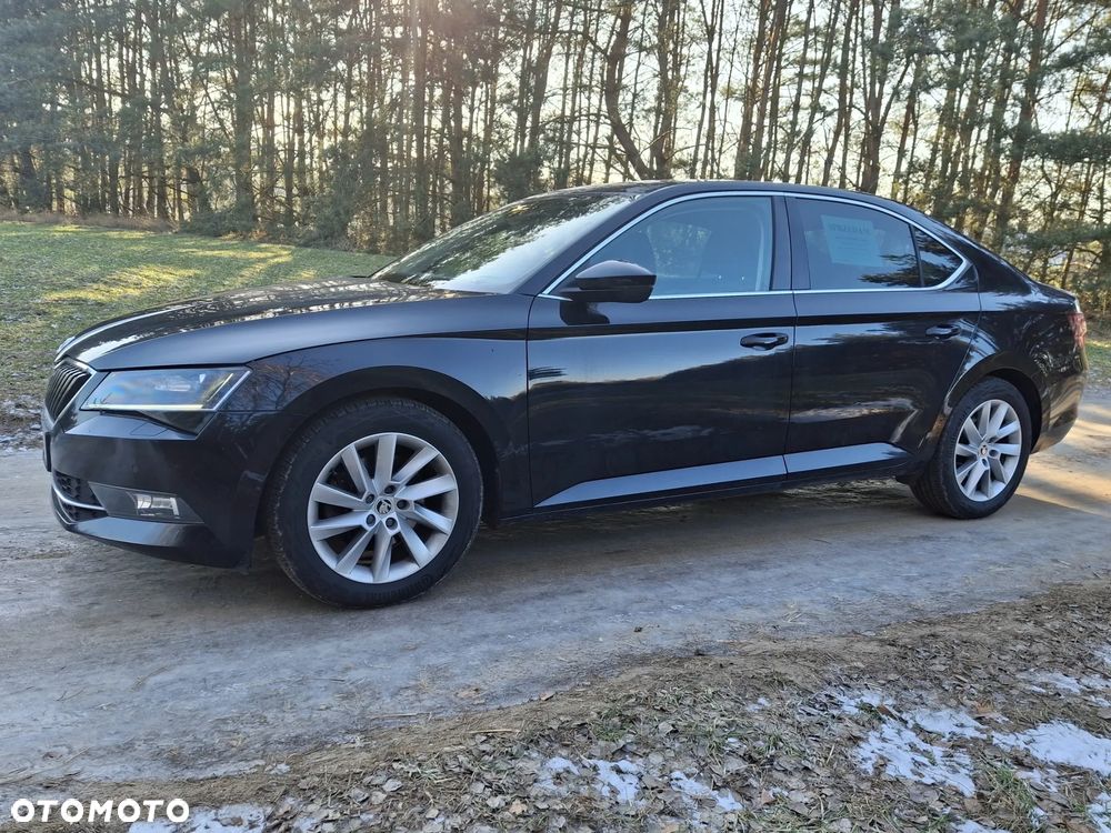 Skoda Superb 2.0 TDI 4x4 Style DSG - 6